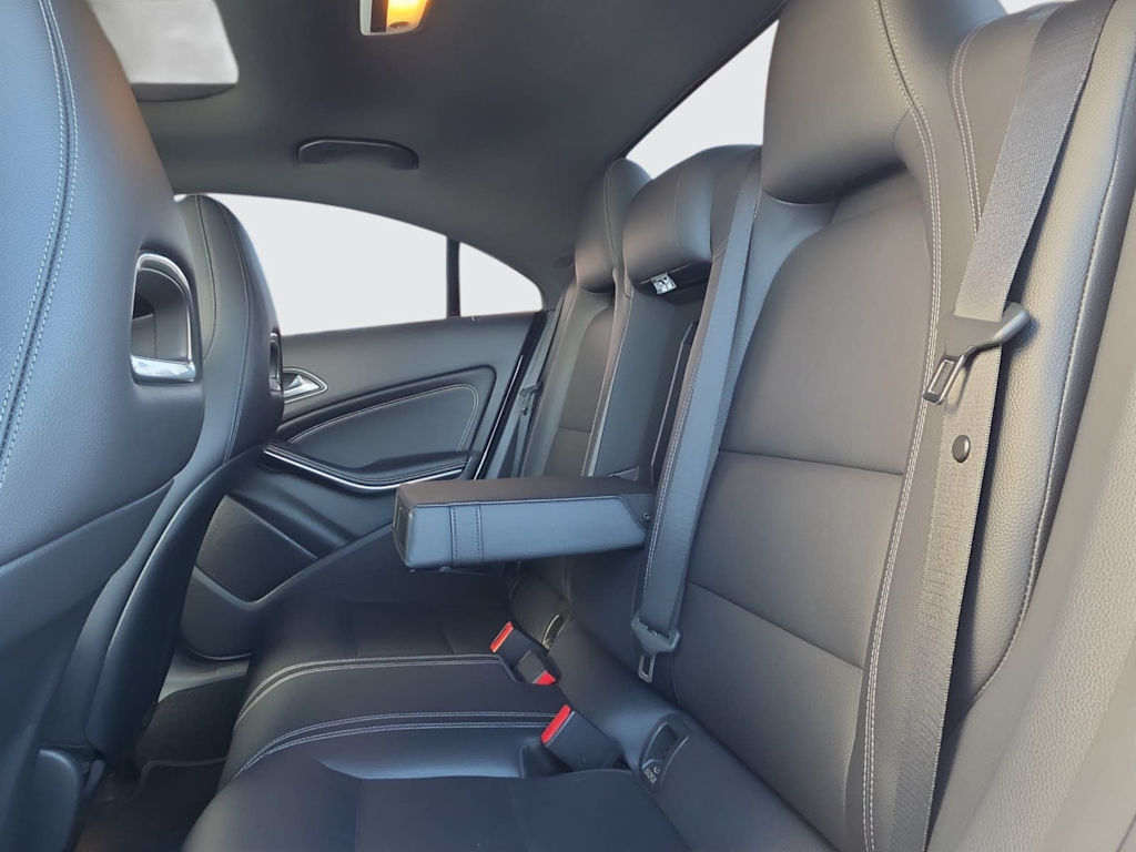 Thumbnail: 2019 Mercedes-Benz CLA - 10