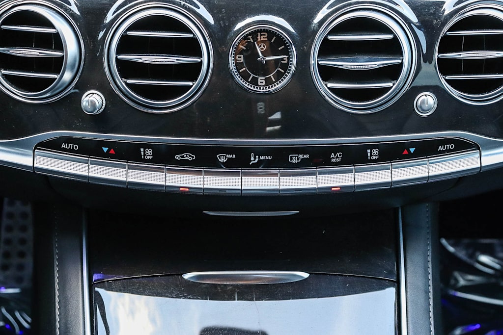 Thumbnail: 2019 Mercedes-Benz S-Class - 25