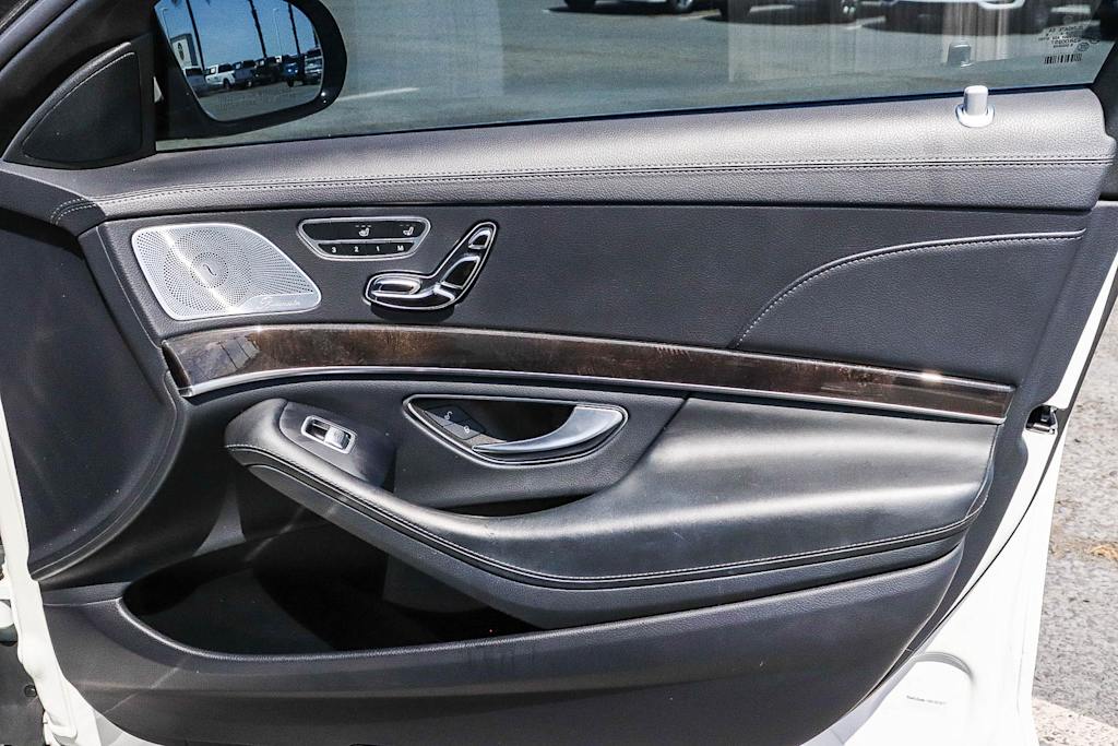 Thumbnail: 2019 Mercedes-Benz S-Class - 34