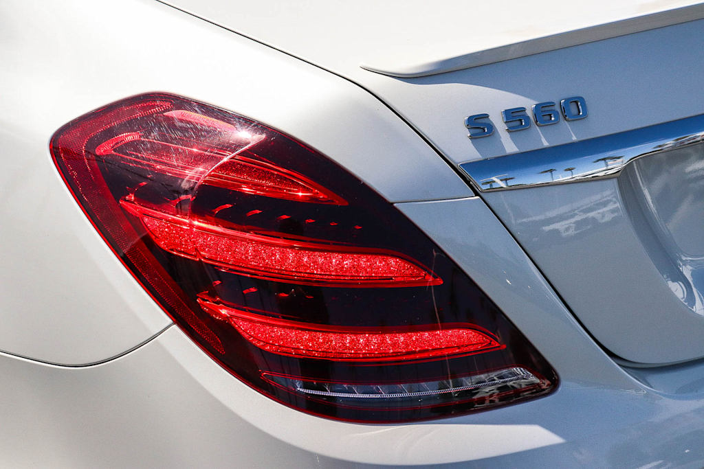 Thumbnail: 2019 Mercedes-Benz S-Class - 21