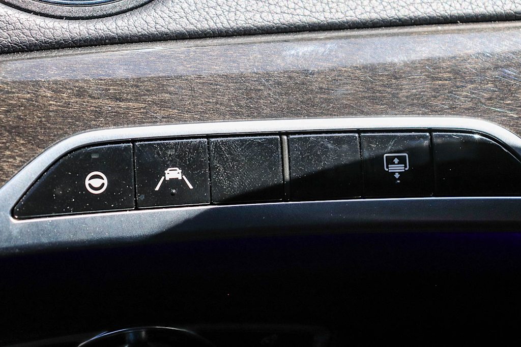 Thumbnail: 2019 Mercedes-Benz S-Class - 38