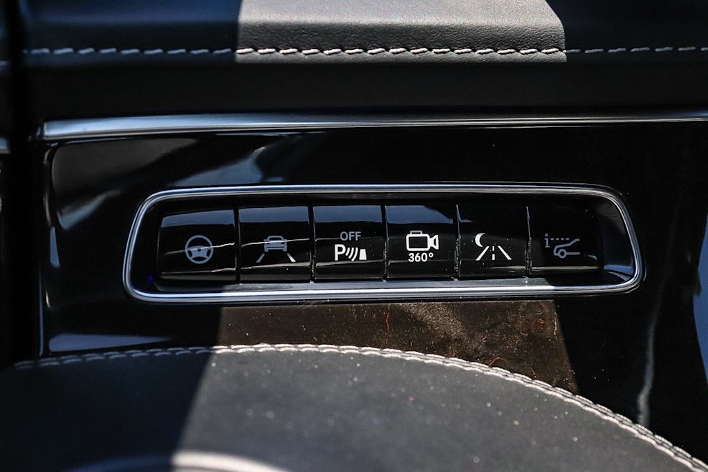 Thumbnail: 2016 Mercedes-Benz S-Class - 35
