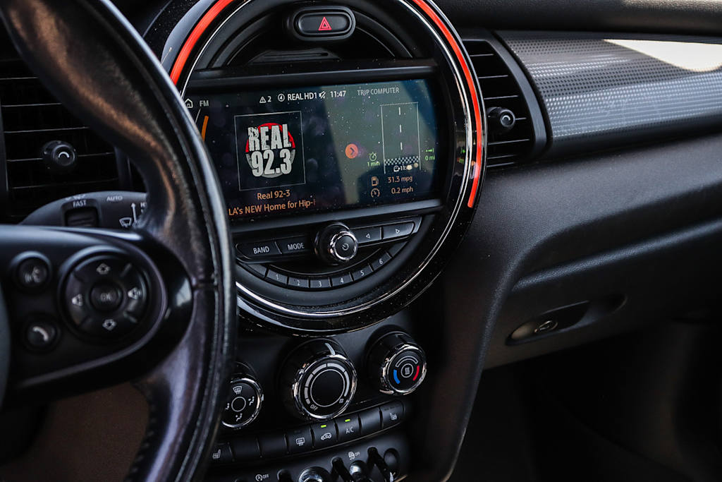 Thumbnail: 2019 MINI Cooper - 19