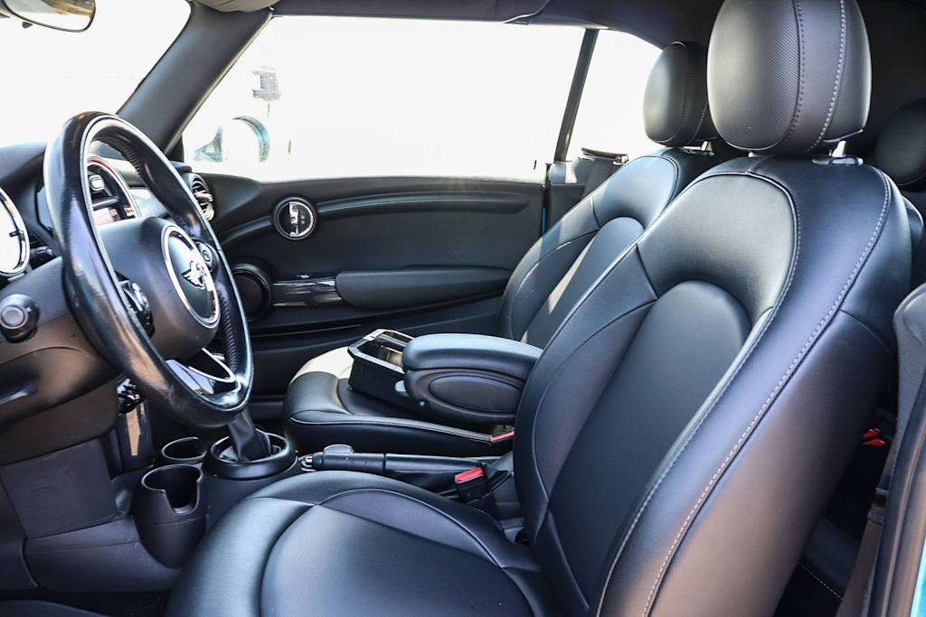 Thumbnail: 2019 MINI Cooper - 9