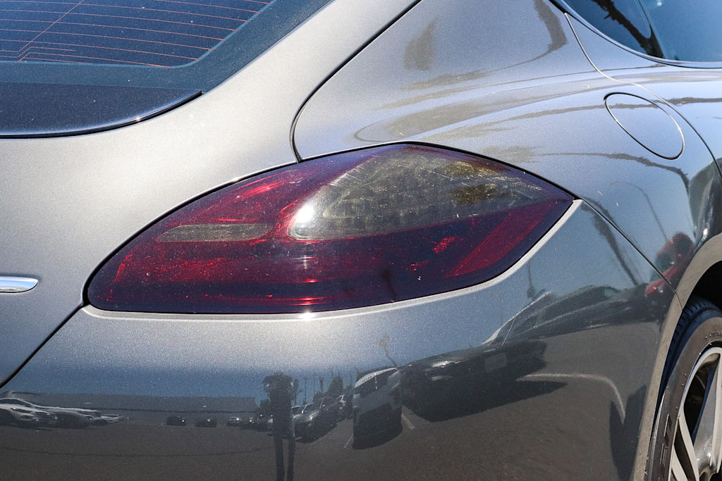 Thumbnail: 2013 Porsche Panamera - 19