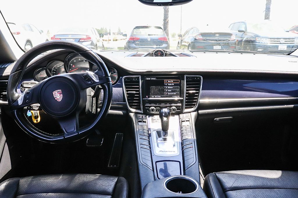 Thumbnail: 2013 Porsche Panamera - 2