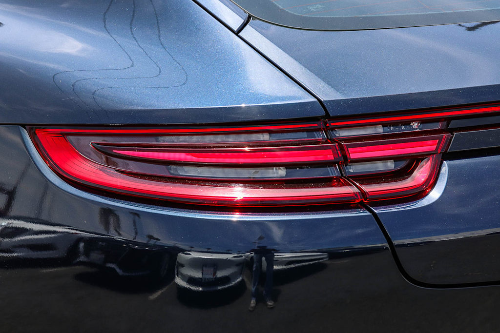 Thumbnail: 2017 Porsche Panamera - 19