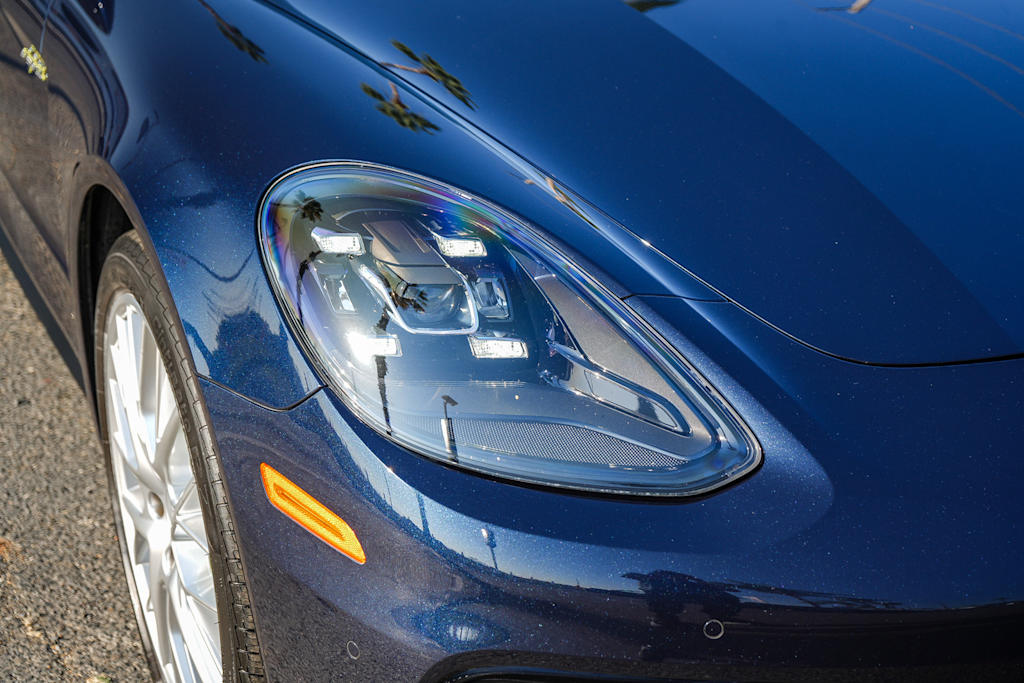 Thumbnail: 2019 Porsche Panamera - 18