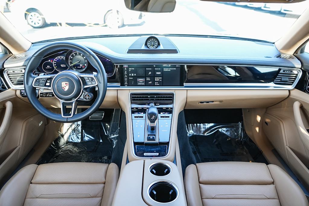 Thumbnail: 2019 Porsche Panamera - 2