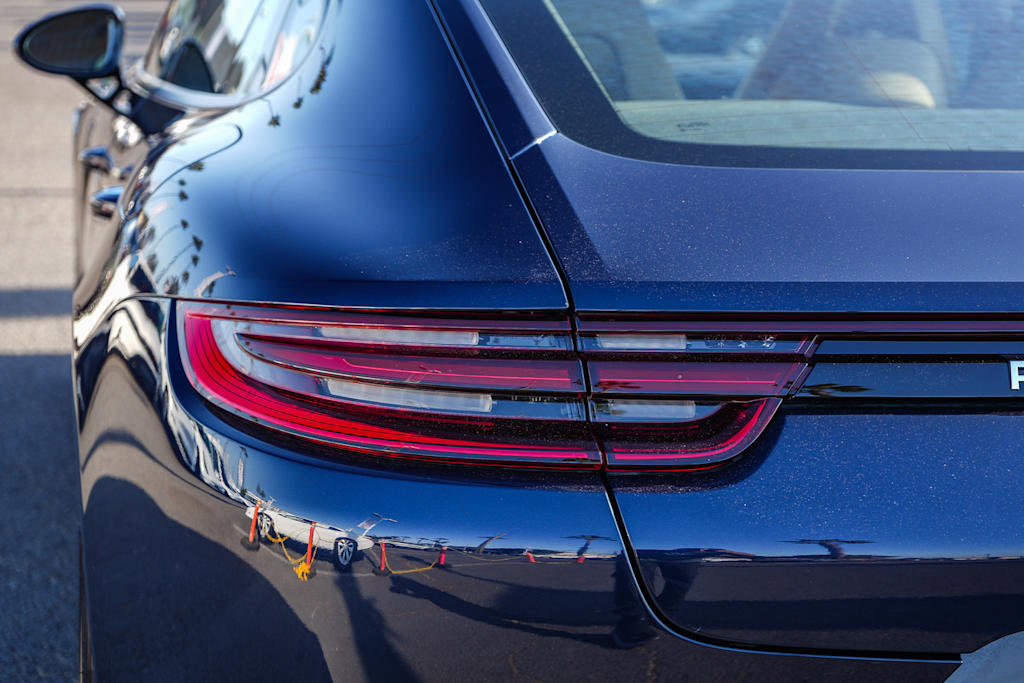 Thumbnail: 2019 Porsche Panamera - 21