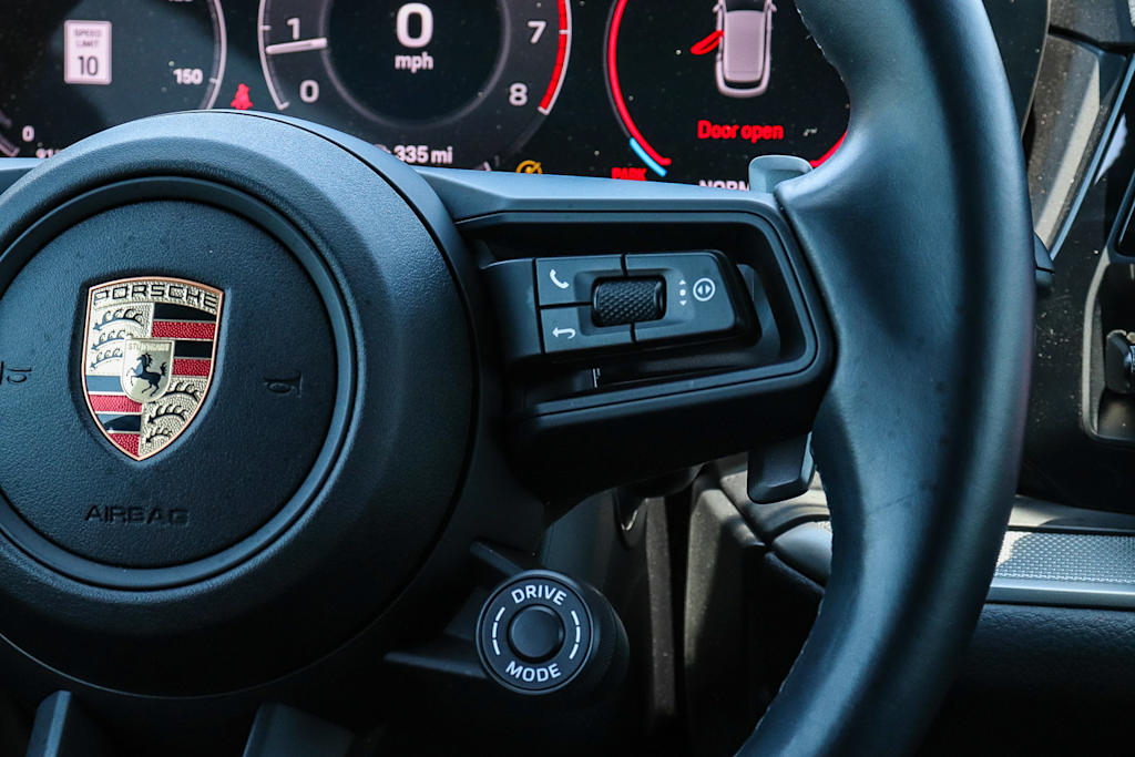 Thumbnail: 2024 Porsche Cayenne - 28