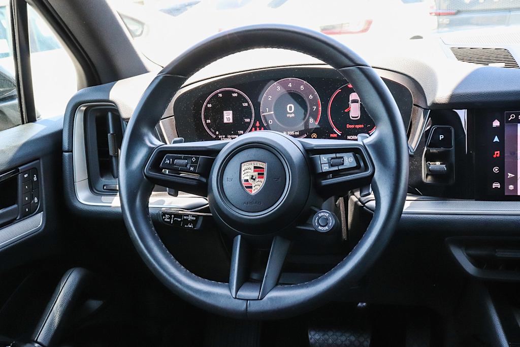 Thumbnail: 2024 Porsche Cayenne - 9