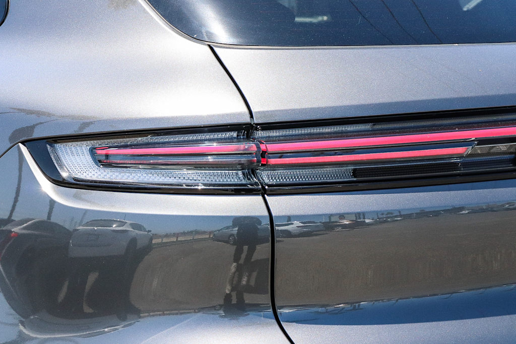 Thumbnail: 2024 Porsche Cayenne - 20