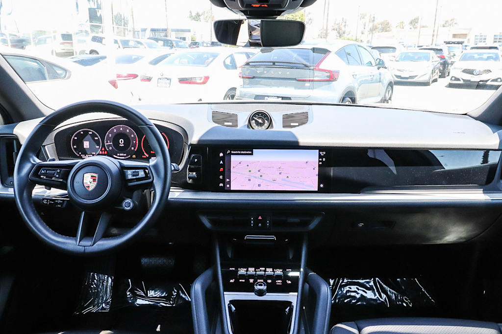 Thumbnail: 2024 Porsche Cayenne - 2
