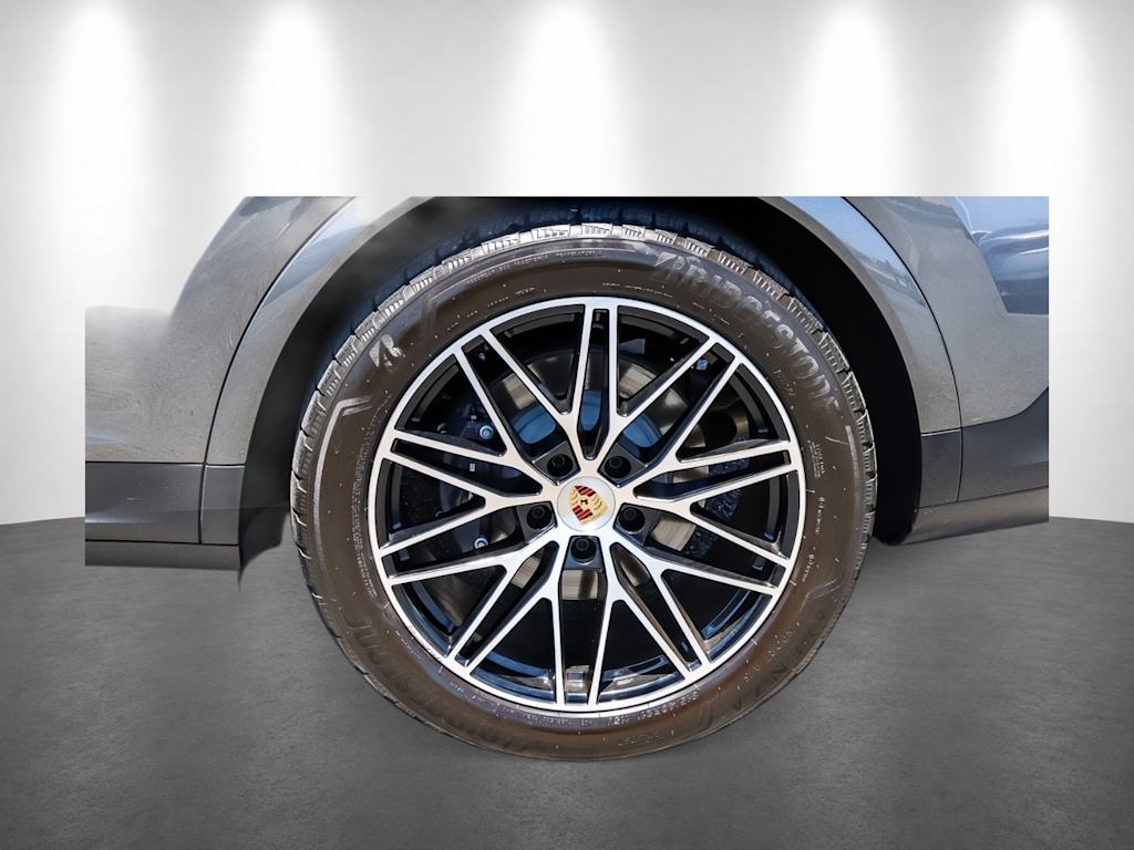 Thumbnail: 2024 Porsche Cayenne - 7