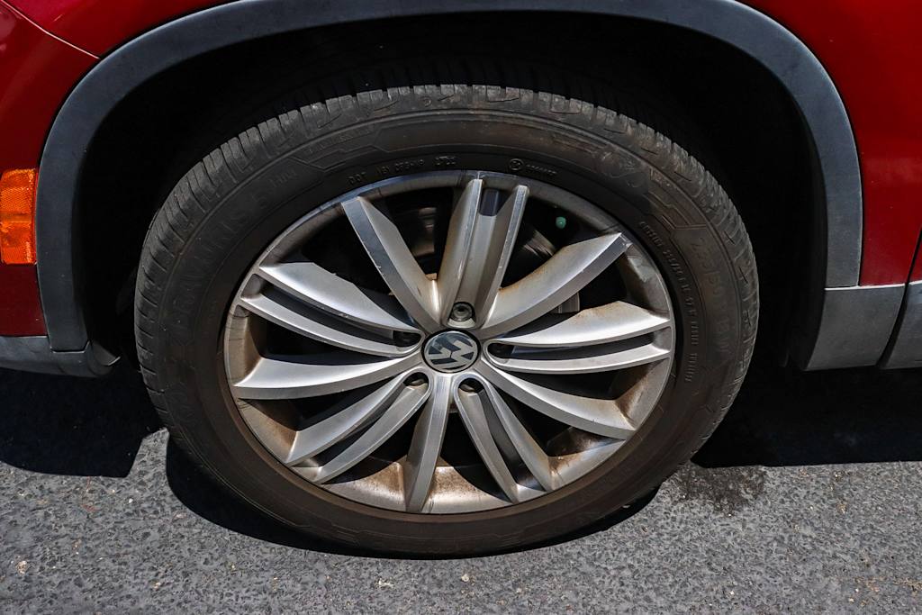Thumbnail: 2016 Volkswagen Tiguan - 7