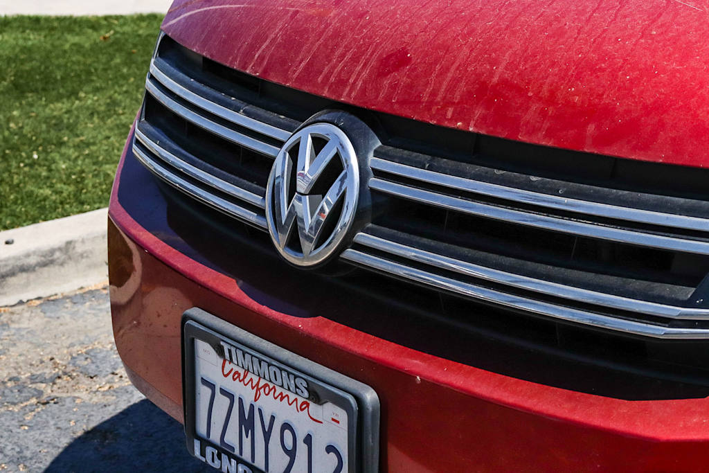Thumbnail: 2016 Volkswagen Tiguan - 6