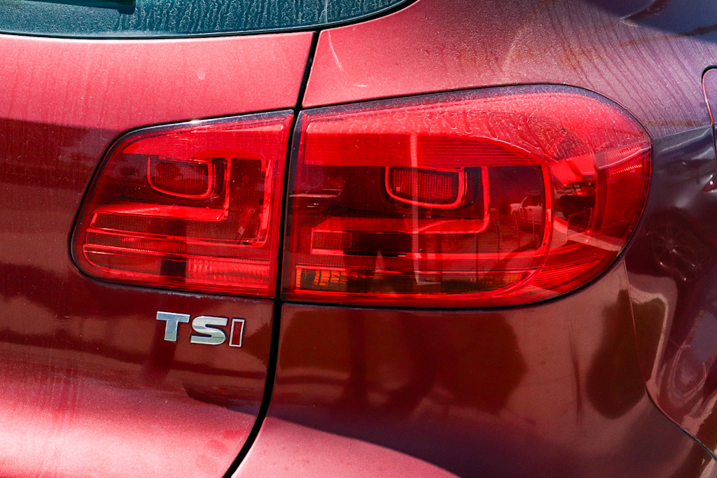 Thumbnail: 2016 Volkswagen Tiguan - 15