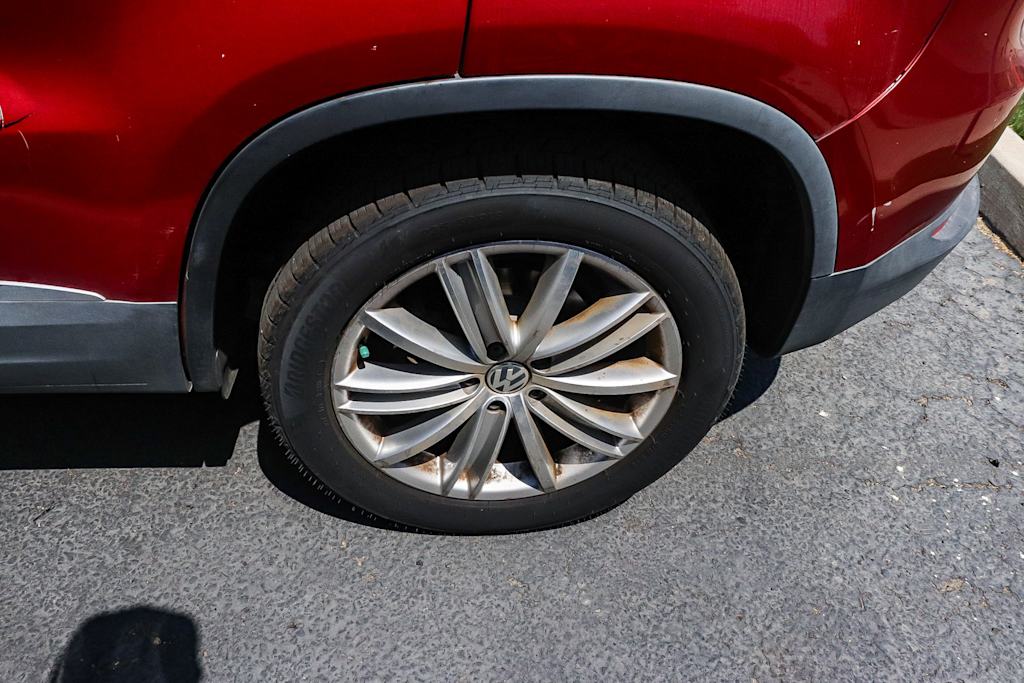 Thumbnail: 2016 Volkswagen Tiguan - 18