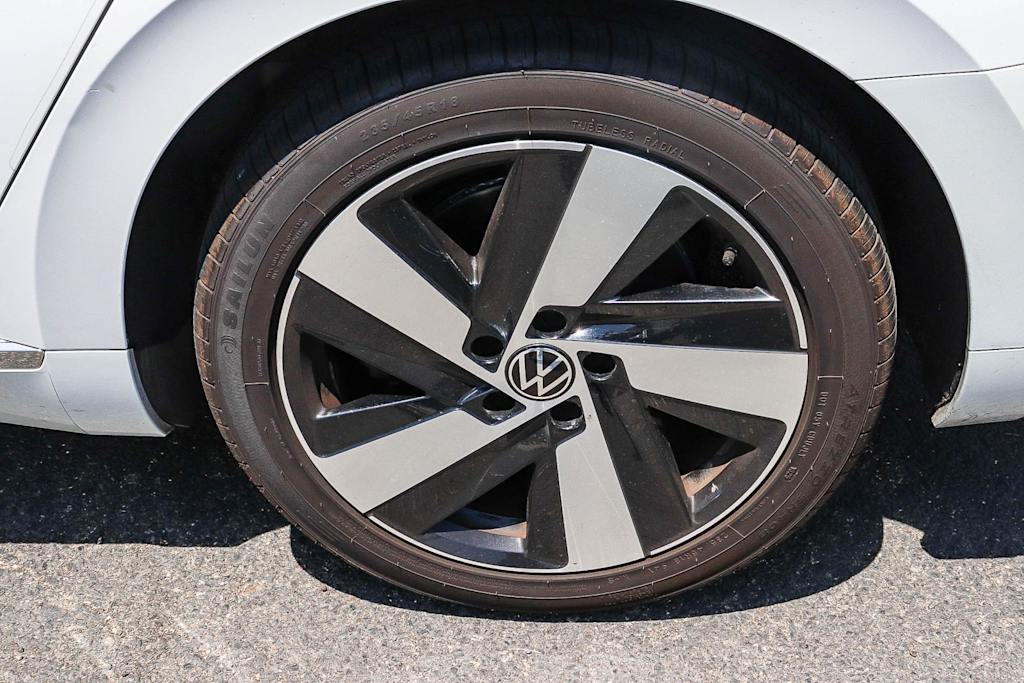 Thumbnail: 2021 Volkswagen Arteon - 17