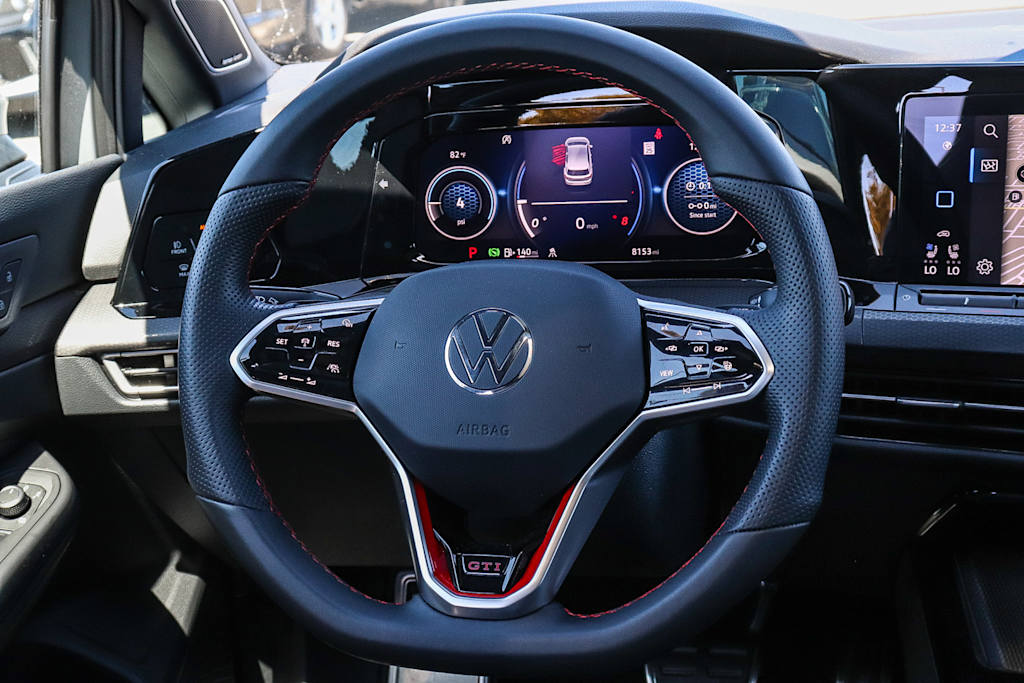 Thumbnail: 2024 Volkswagen Golf - 9