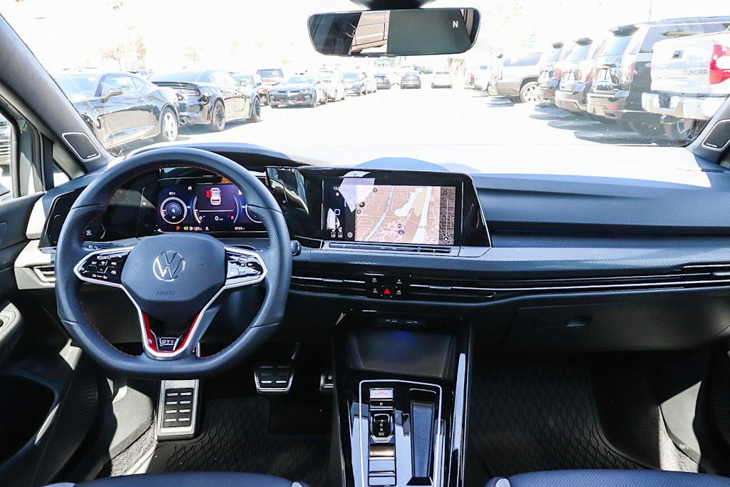 Thumbnail: 2024 Volkswagen Golf - 2