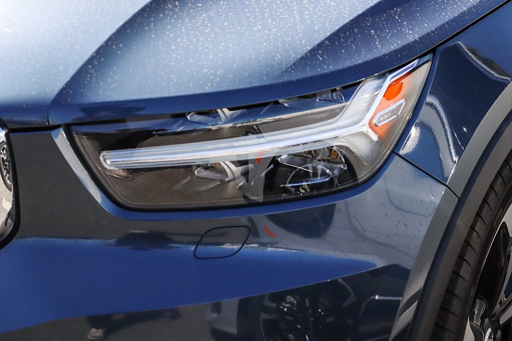 Thumbnail: 2019 Volvo XC40 - 4