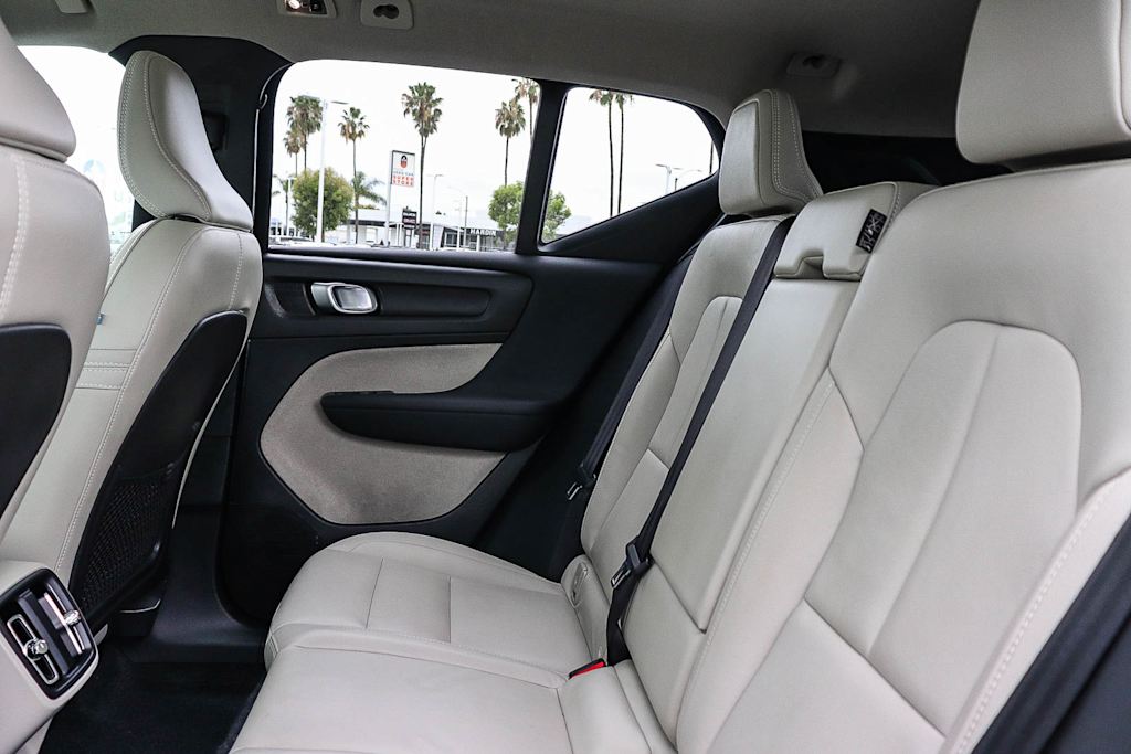 Thumbnail: 2019 Volvo XC40 - 11
