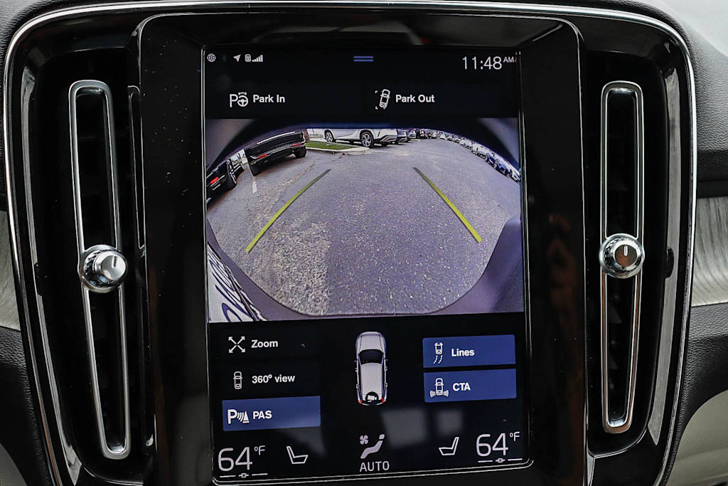 Thumbnail: 2019 Volvo XC40 - 28