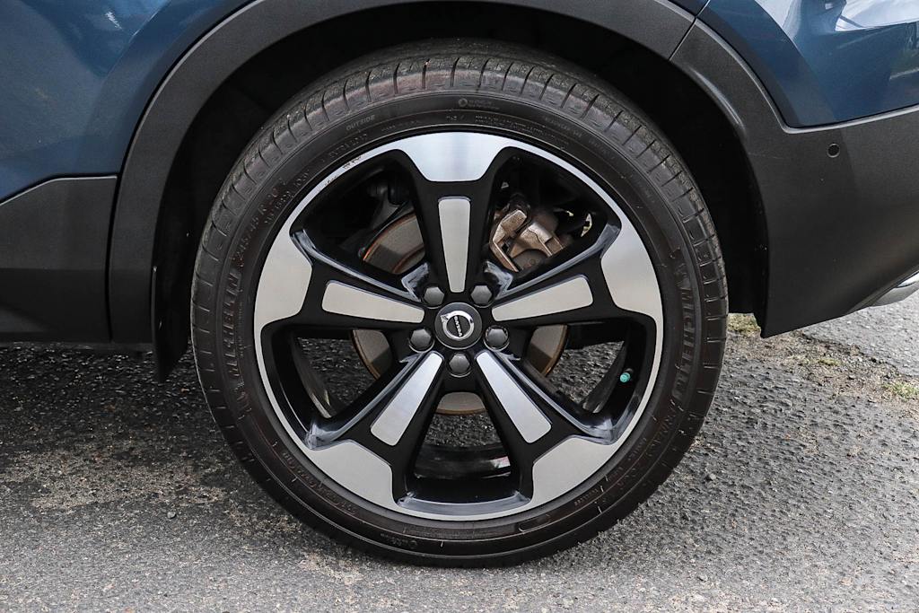 Thumbnail: 2019 Volvo XC40 - 6