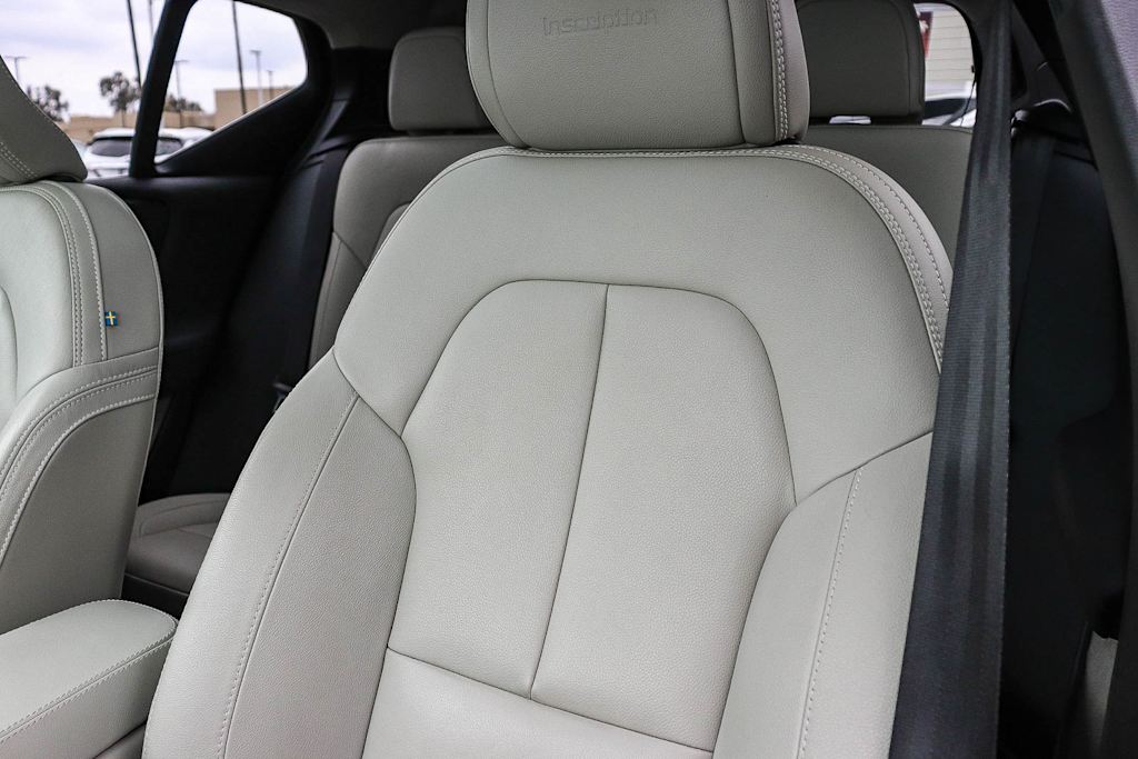 Thumbnail: 2019 Volvo XC40 - 30