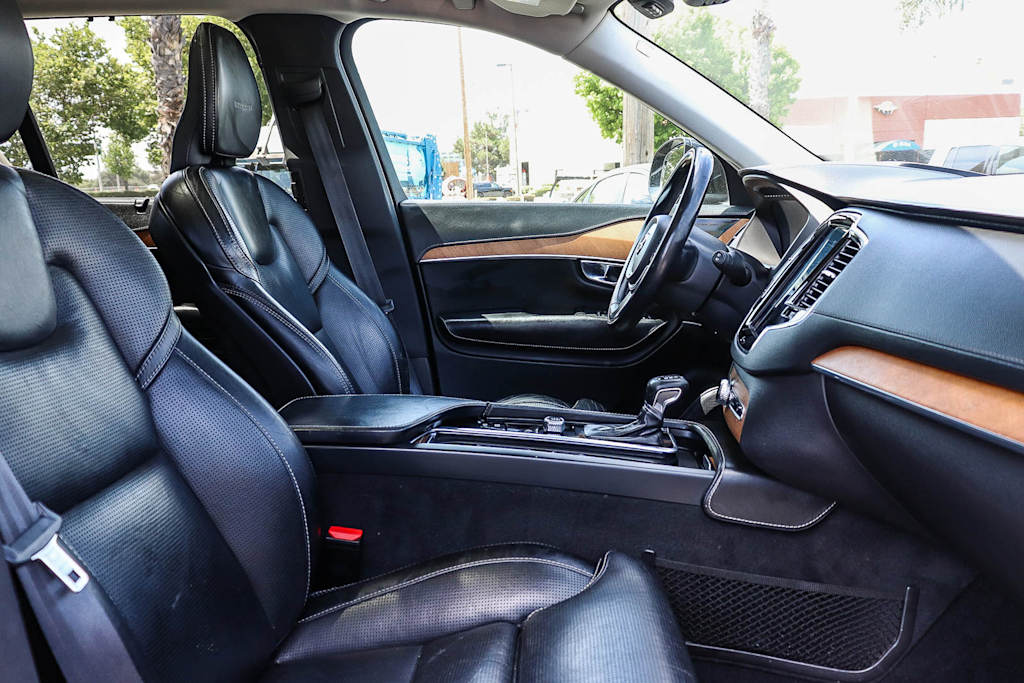 Thumbnail: 2019 Volvo XC90 - 9