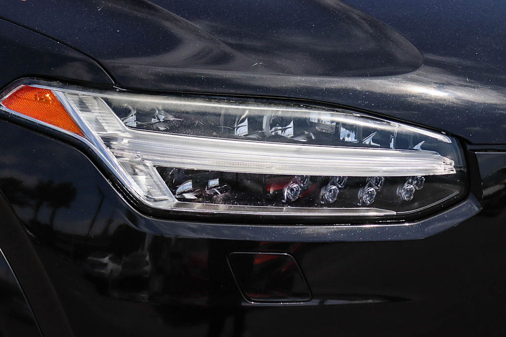 Thumbnail: 2019 Volvo XC90 - 17