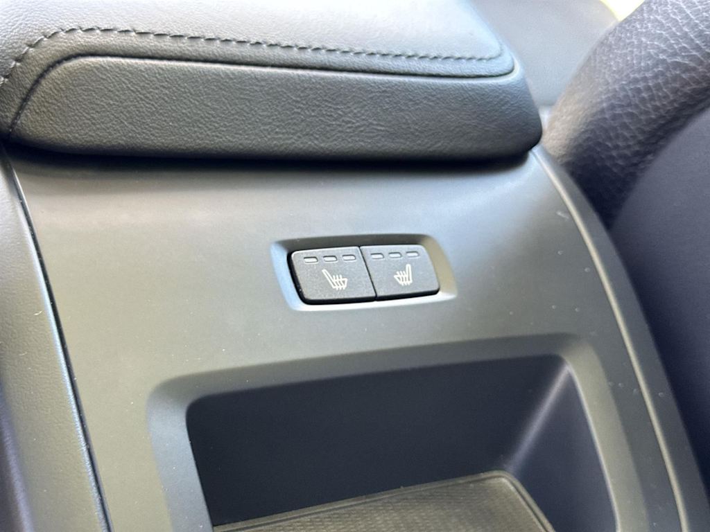 Thumbnail: 2023 Volvo XC60 - 31