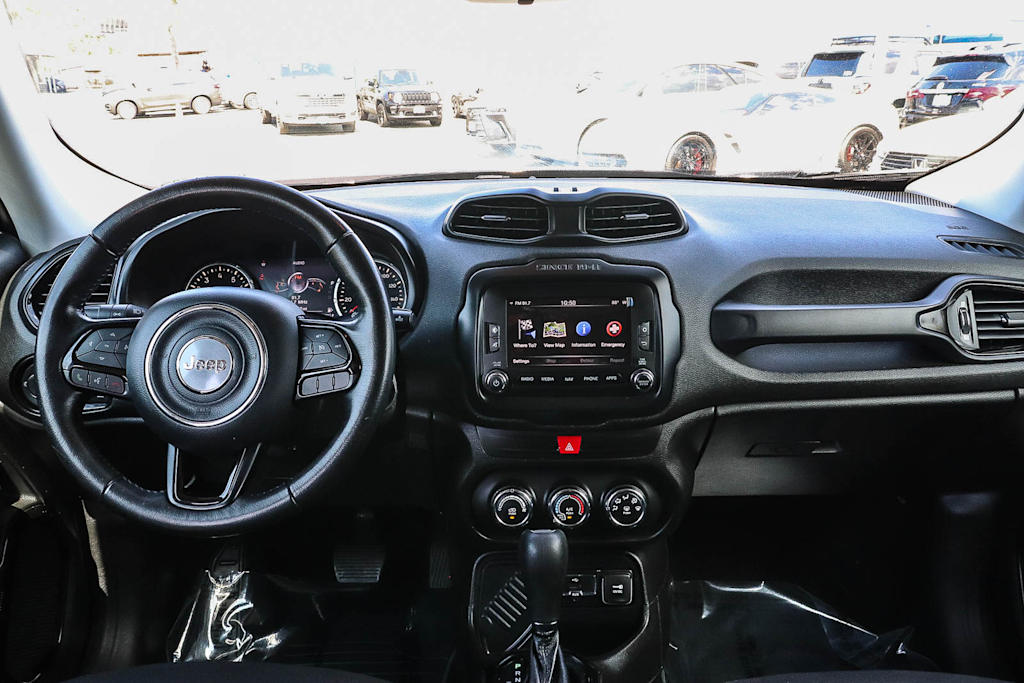 Thumbnail: 2017 Jeep Renegade - 2
