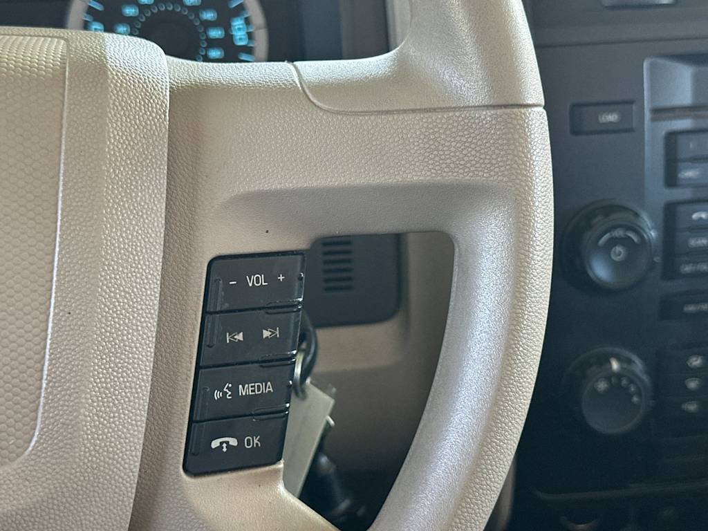 Thumbnail: 2012 Ford Escape - 26