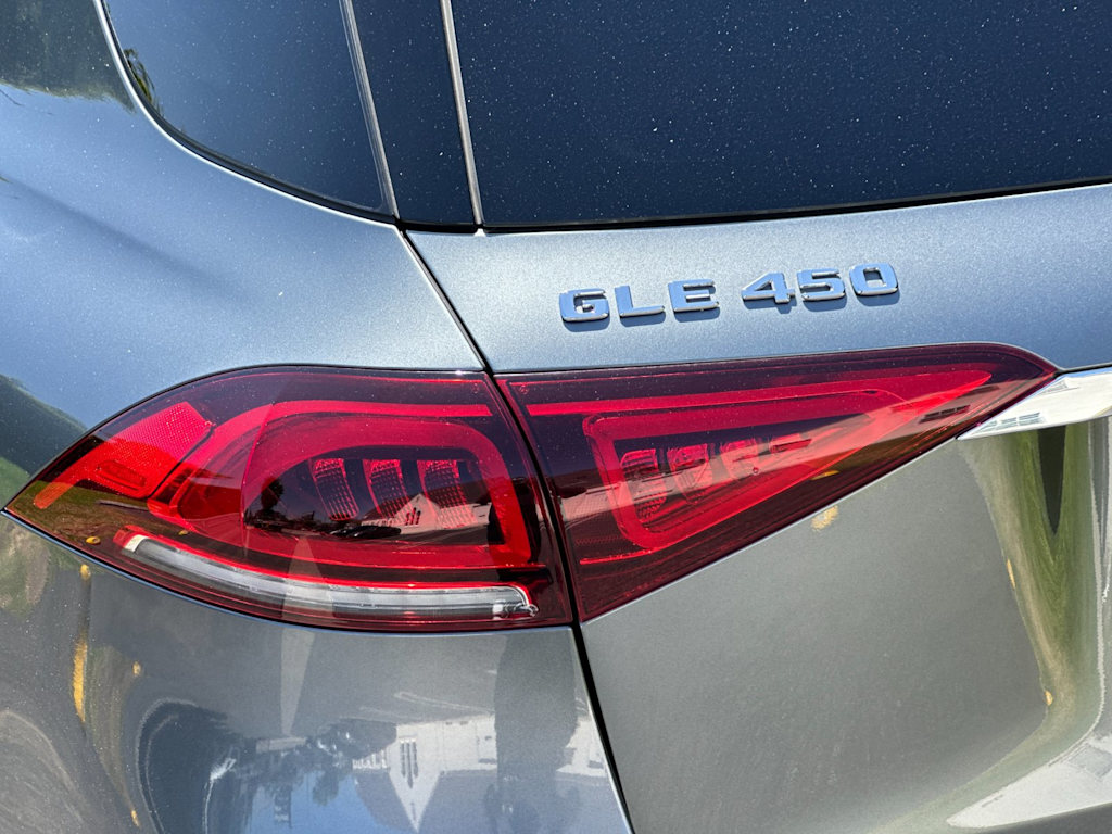 Thumbnail: 2020 Mercedes-Benz GLE - 32