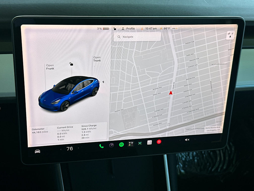 Thumbnail: 2020 Tesla Model 3 - 24