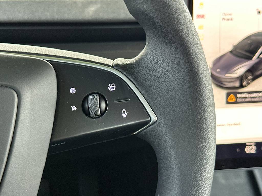 Thumbnail: 2024 Tesla Model 3 - 27