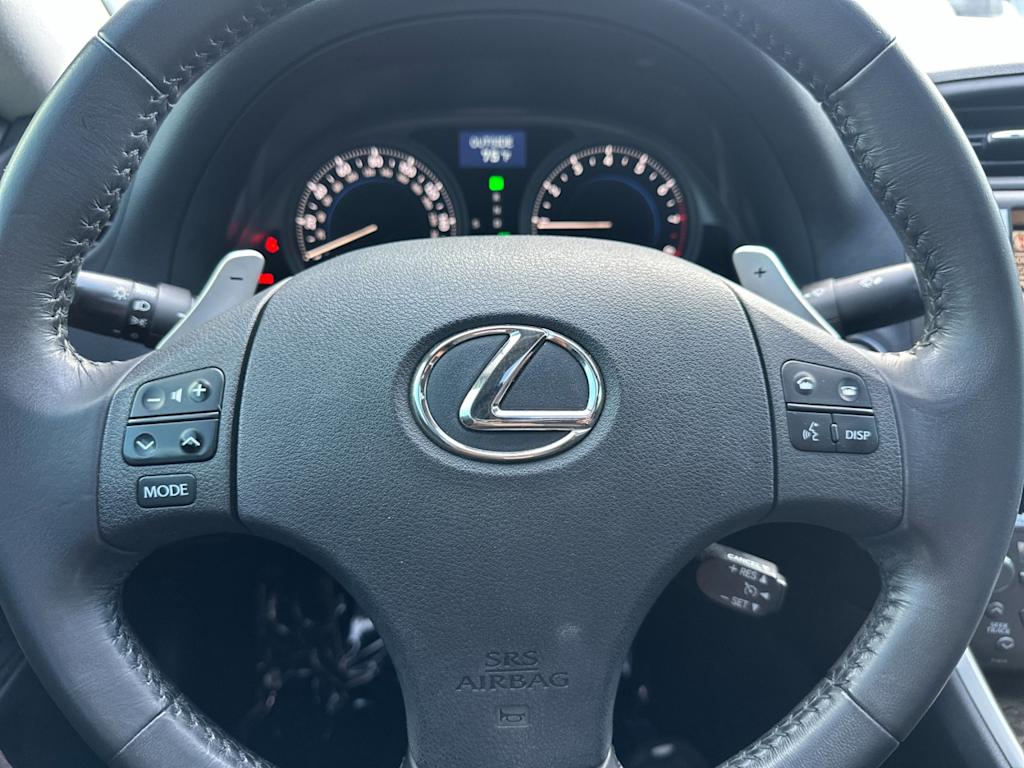 Thumbnail: 2010 Lexus IS - 27