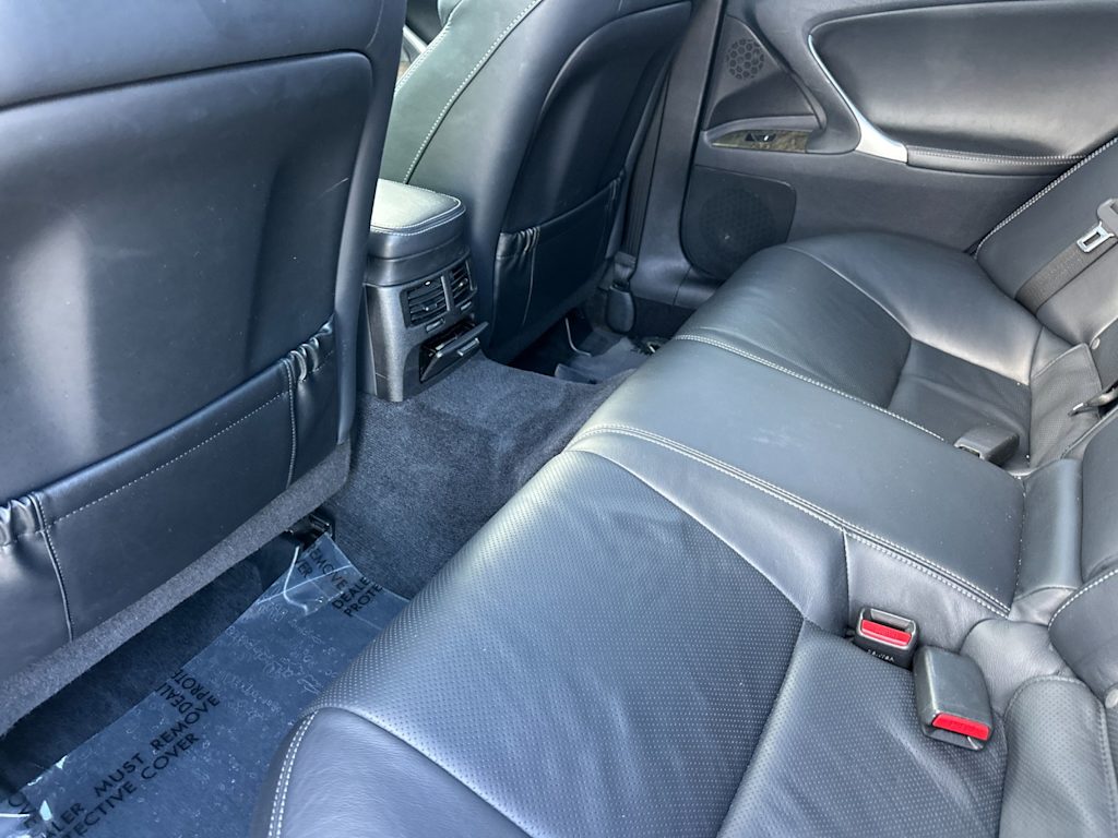 Thumbnail: 2010 Lexus IS - 10
