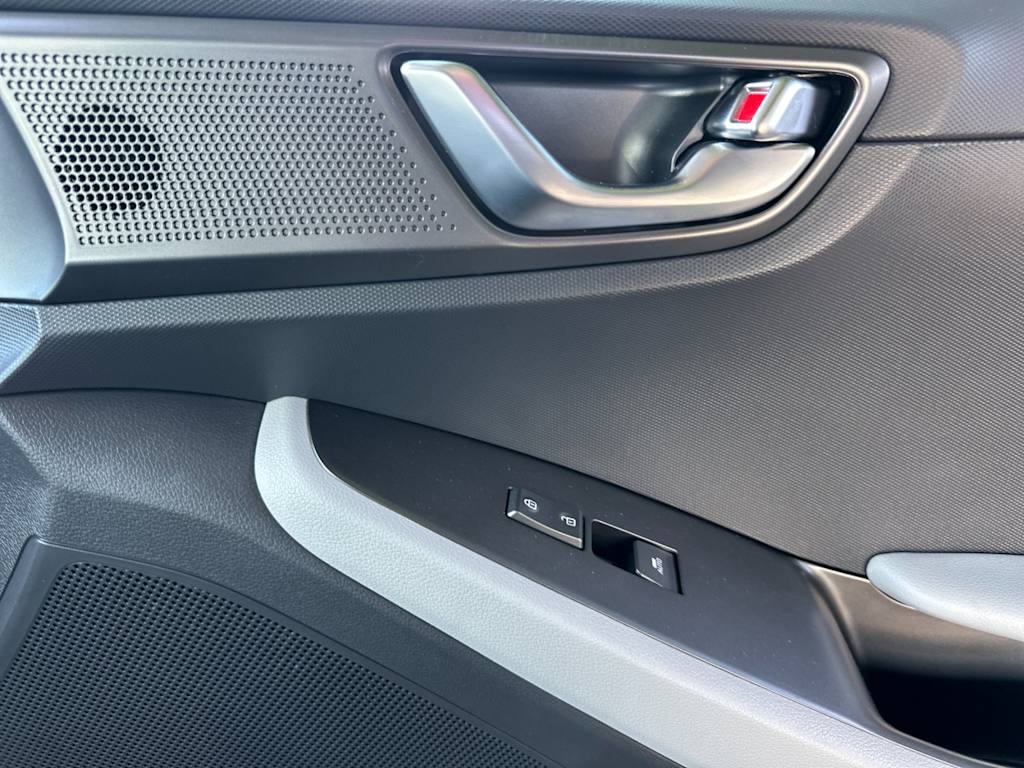 Thumbnail: 2022 Hyundai Ioniq - 21