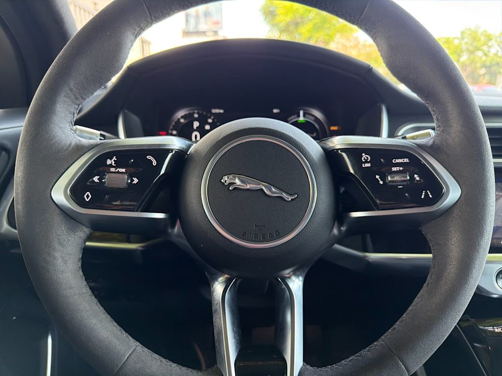 Thumbnail: 2020 Jaguar I-Pace - 30