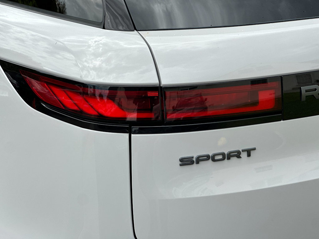Thumbnail: 2025 Land Rover Range Rover Sport - 32