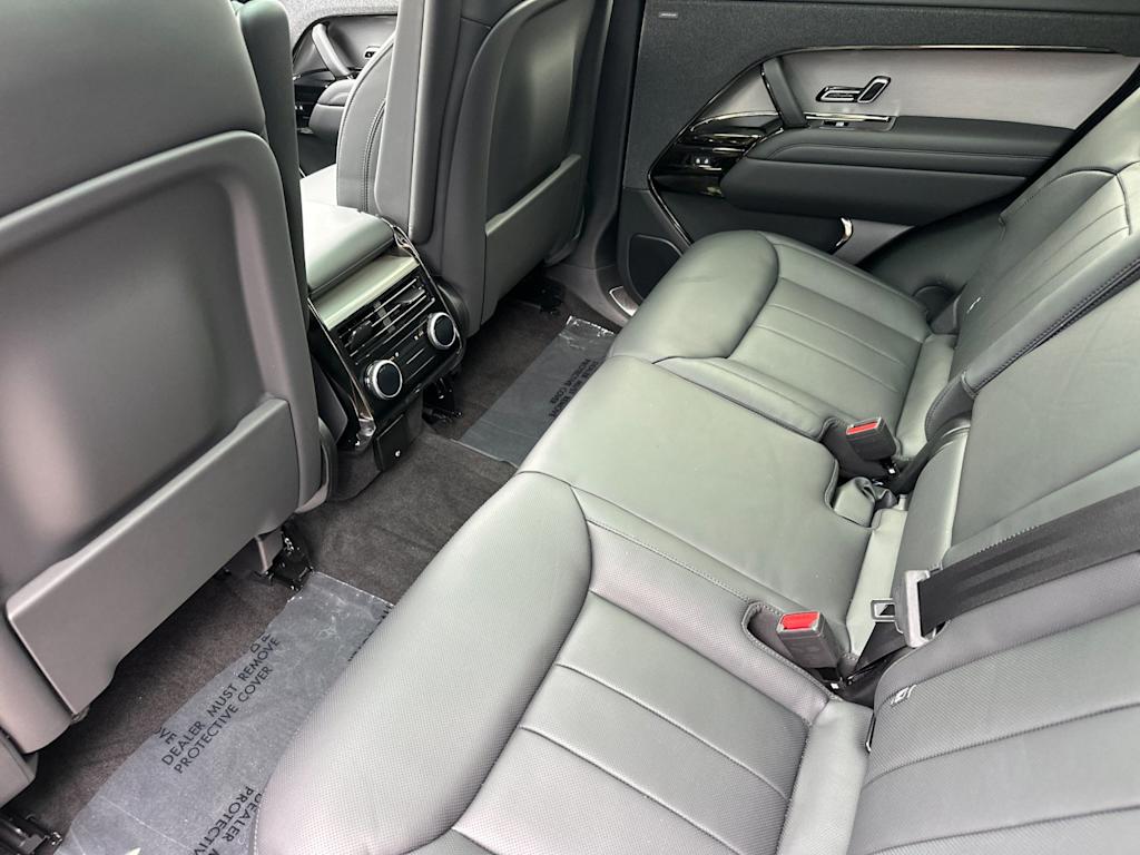 Thumbnail: 2025 Land Rover Range Rover Sport - 11