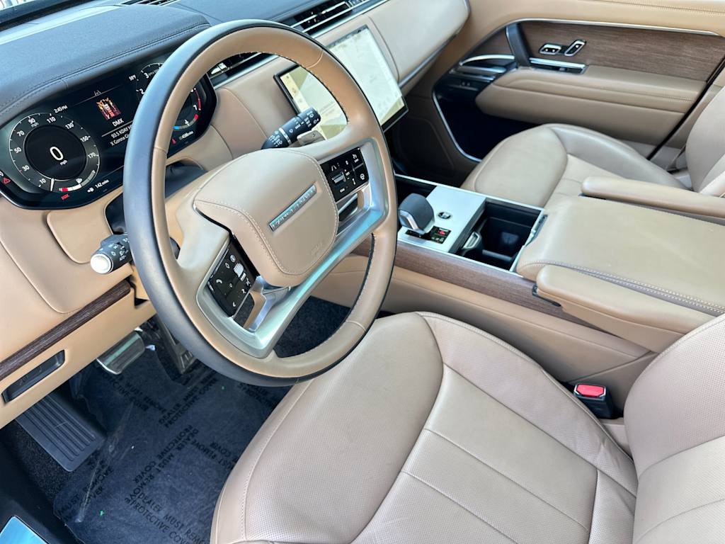 Thumbnail: 2025 Land Rover Range Rover - 2
