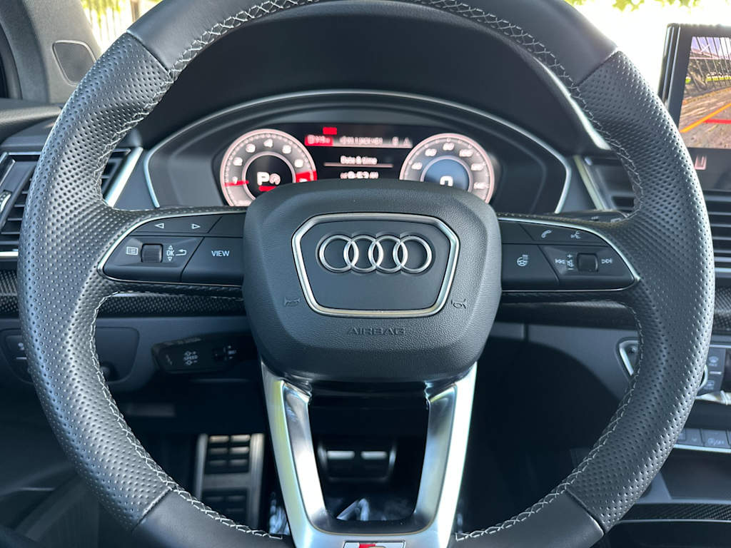 Thumbnail: 2023 Audi SQ5 - 14