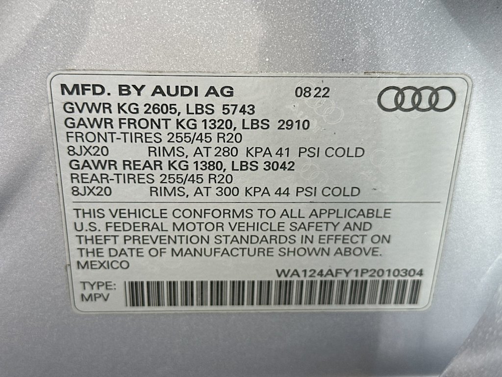 Thumbnail: 2023 Audi SQ5 - 19