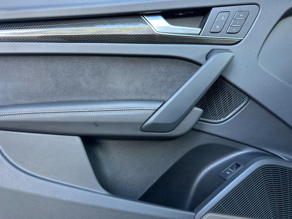 Thumbnail: 2023 Audi SQ5 - 23
