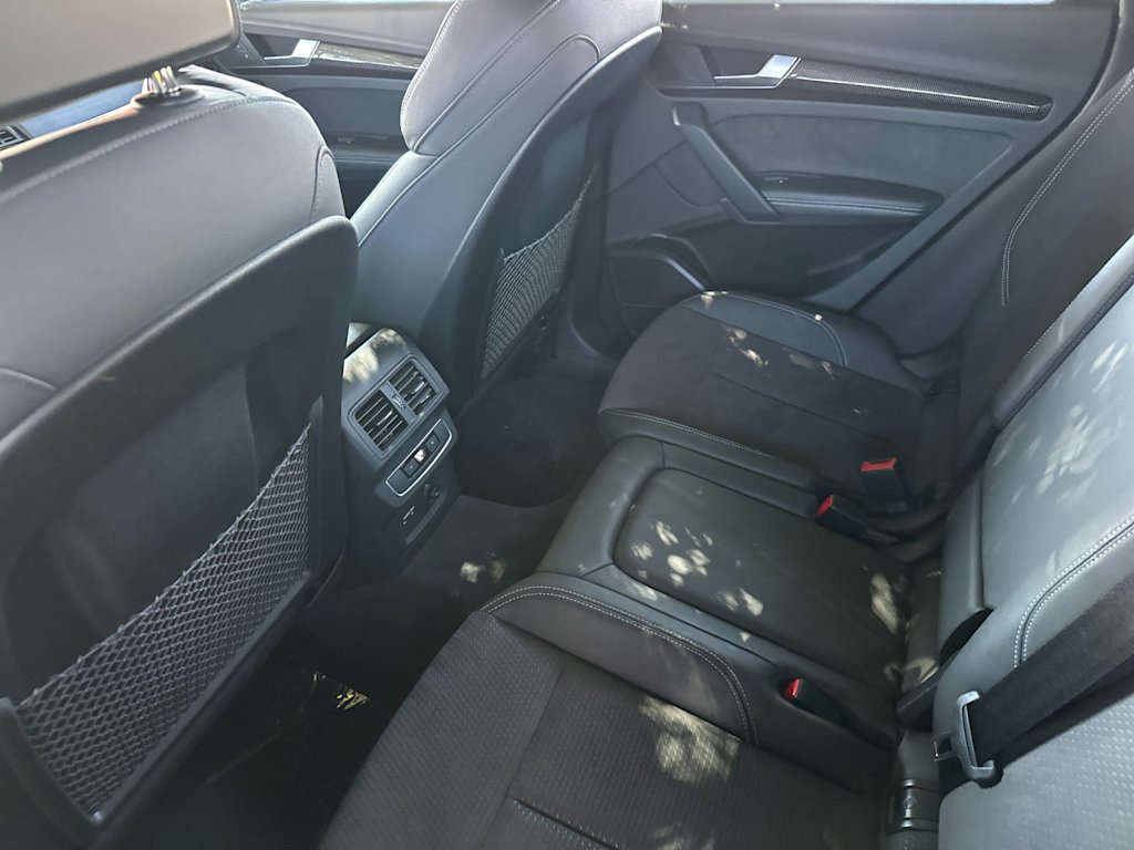 Thumbnail: 2022 Audi SQ5 - 11